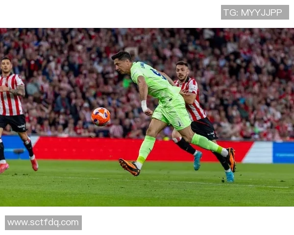 西甲惊现平局大战皇马顽强追平两度落后重返榜首巴萨再次失利跌至第二