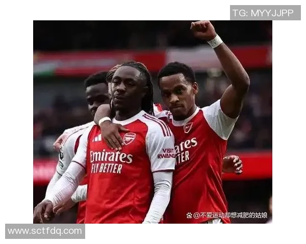 英超领头羊大胜曼城7分优势27岁天才疯狂进球狂轰三记